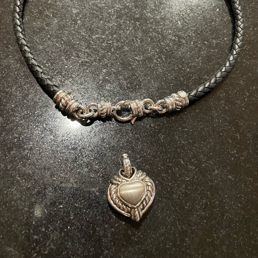 Judith Ripka Sterling and CZ heart pendant leather necklace and lobster clasp - Picture 6 of 8